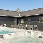 Bernadine - 500m From The Sea By Interhome * Bøtø By