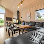Bernadine - 500m From The Sea By Interhome Bøtø By