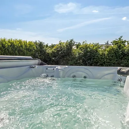 別荘 Bernadine - 500m From The Sea By Interhome Bøtø By